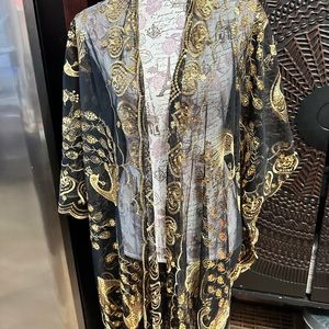 No brand black and gold duster/kimono